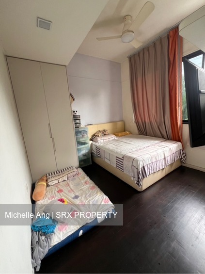 Village @ Pasir Panjang (D5), Condominium #451925701
